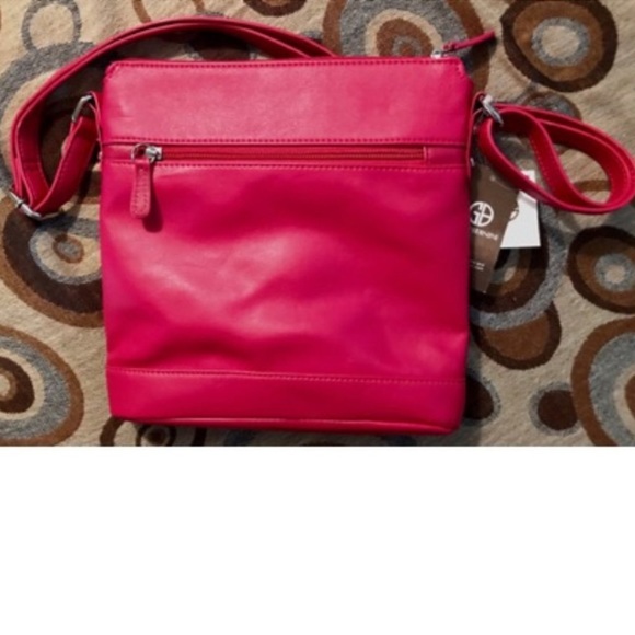 Giani Bernini Raspberry purse - Picture 5 of 6